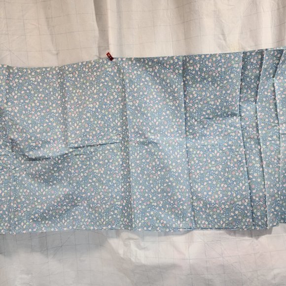 Joan Kessler Concord Floral Mixed Blue,Pink,White Cotton Fabric 2 1/2 yards VTG - Picture 1 of 7